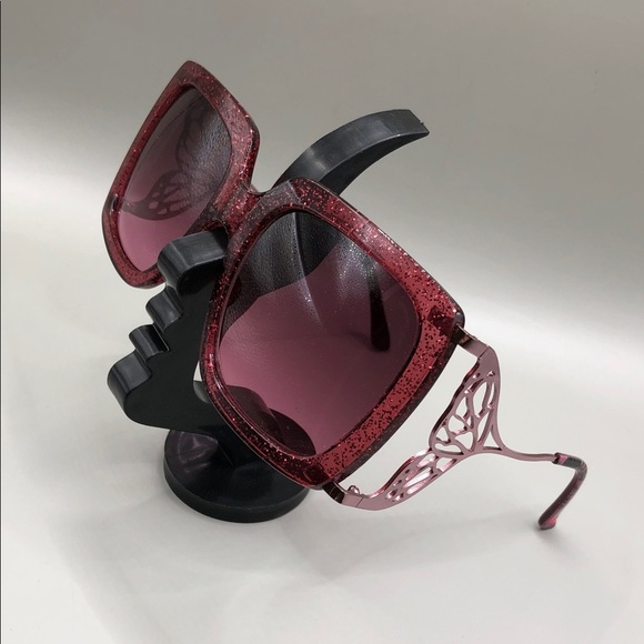 Betsey Johnson Accessories - Betsey Johnson mermaid tail oversized glitter red rose sunglasses square.